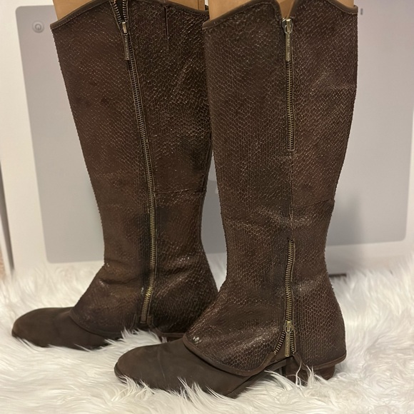 BLACK FRIYAY!!Donald  Pliner, knee-high, genuine snake skin Brown worn with love - Picture 11 of 12